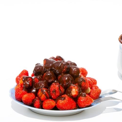 Dark Chocolate Covered Strawberry Tart