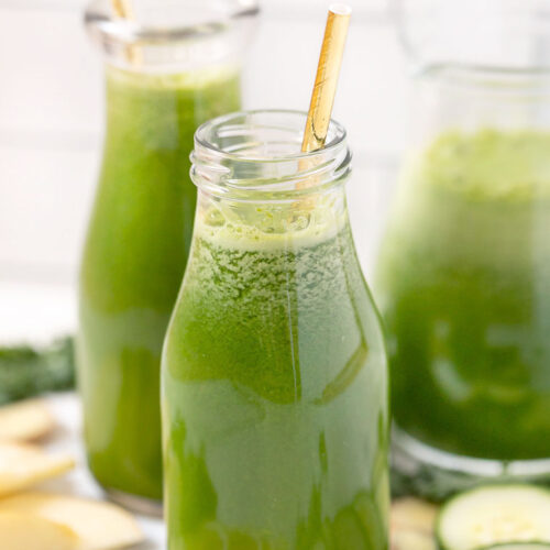 Healthy Green Juice with Lemon